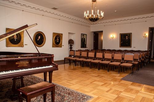 Samoylov Actors' Apartment Museum — Within the&nbsp;Walls of&nbsp;Corinthia Hotel